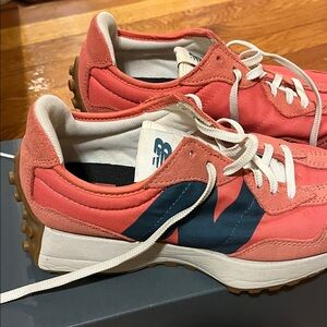 New Balance the intelligent choice 327 Coral and White Athletic Shoes